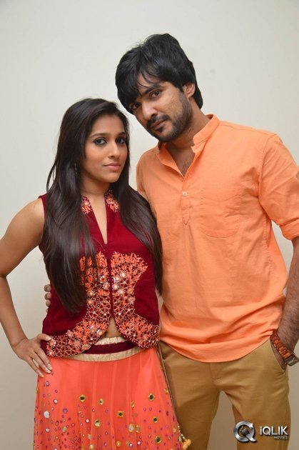 Guntur-Talkies-Movie-First-Look-Launch